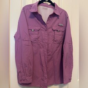 Columbia women’s purple button down collared hiking shirt. Size XL